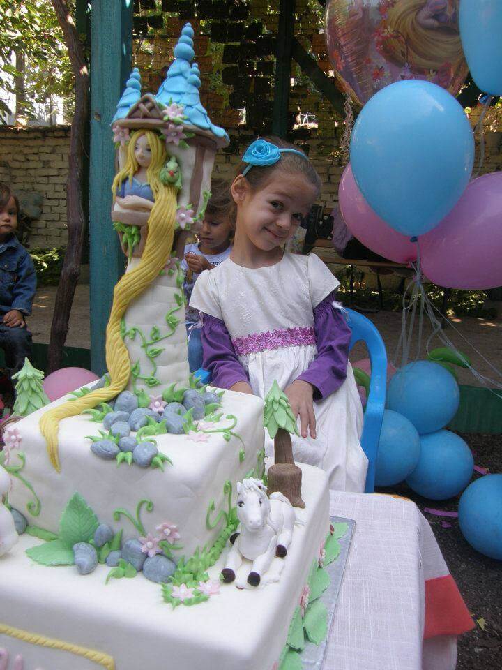 Клиент с торта принцеса 3